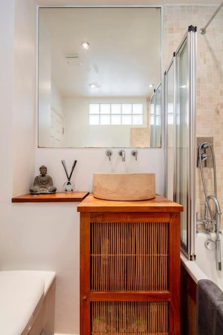 Large Boutique Flat In London's Primrose Hill * Londra