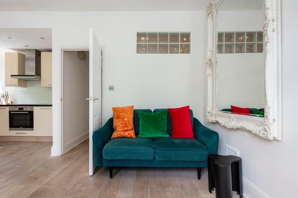 Large Boutique Flat In London's Primrose Hill * Londra