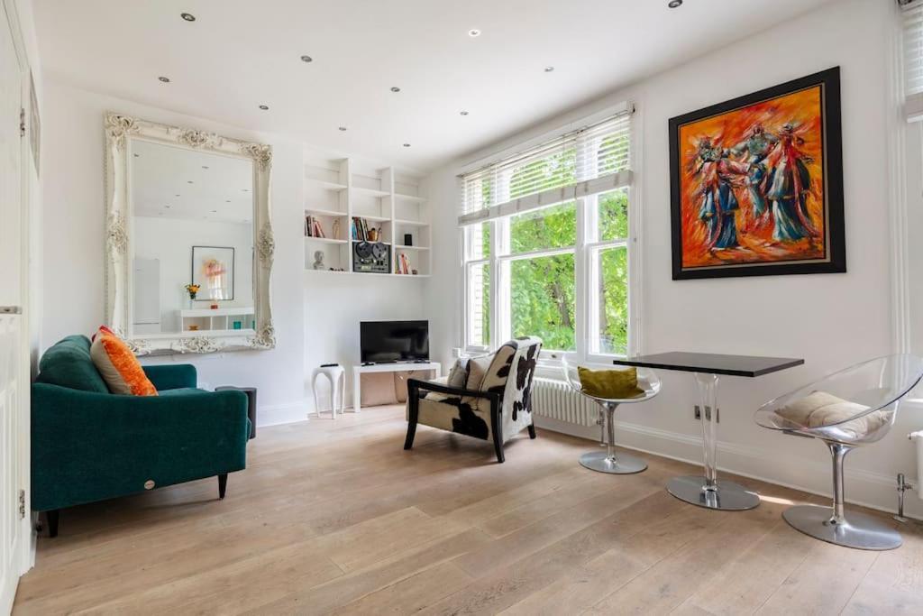Appartamento Large Boutique Flat In London's Primrose Hill *