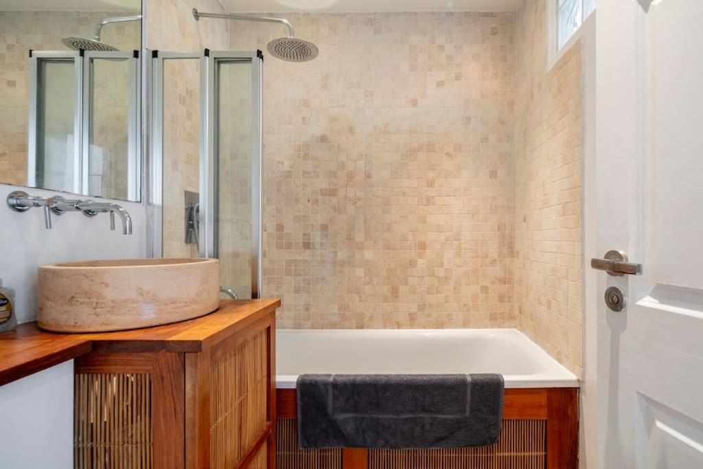 Appartamento Large Boutique Flat In London's Primrose Hill Londra