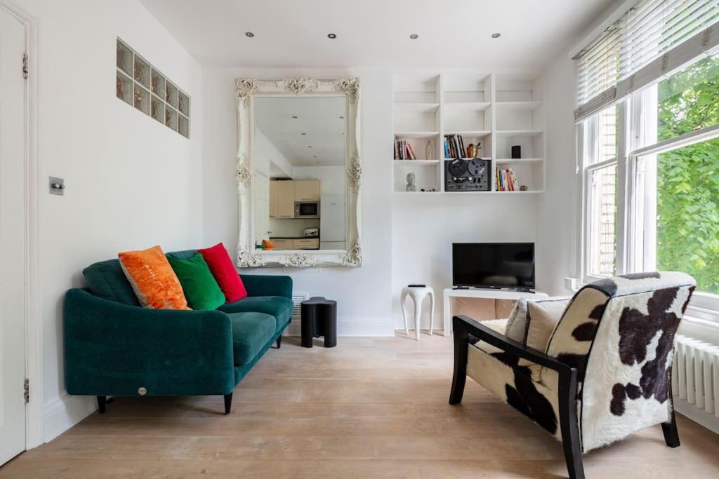 Large Boutique Flat In London's Primrose Hill * Londra