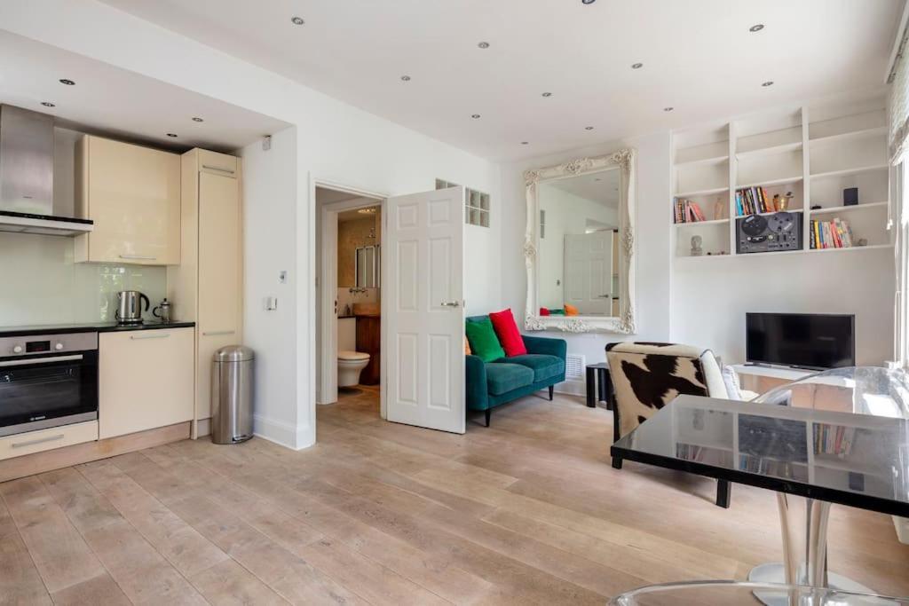Large Boutique Flat In London's Primrose Hill Appartamento